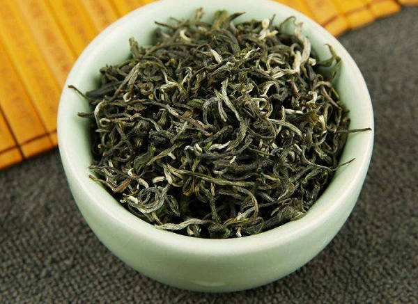 青城雪芽归属于什么茶？产于哪里？